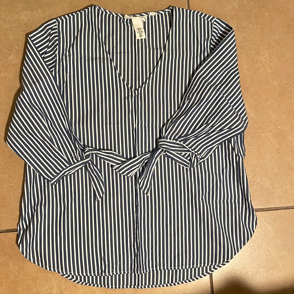 H&M Blue White Striped Top Size: 44